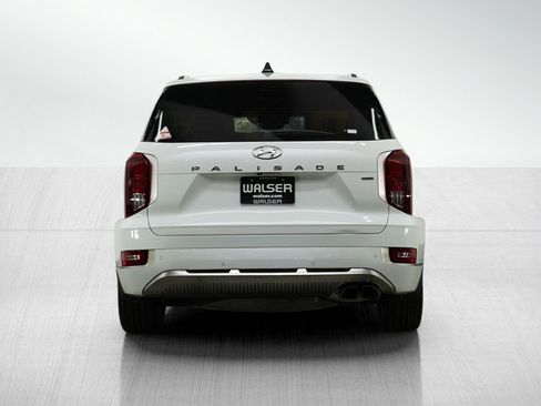 Used 2022 Hyundai Palisade Calligraphy image 4
