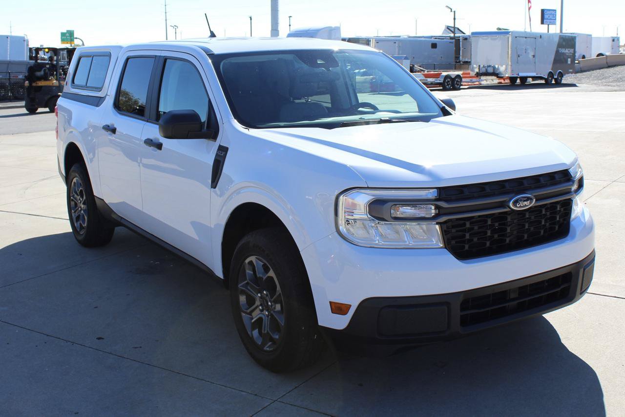 Used 2023 Ford Maverick XLT FWD image 4