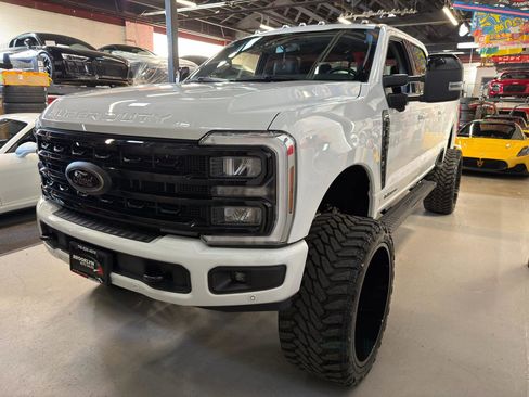 Used 2024 Ford F250 Lariat w/ Lariat Ultimate Package image 10