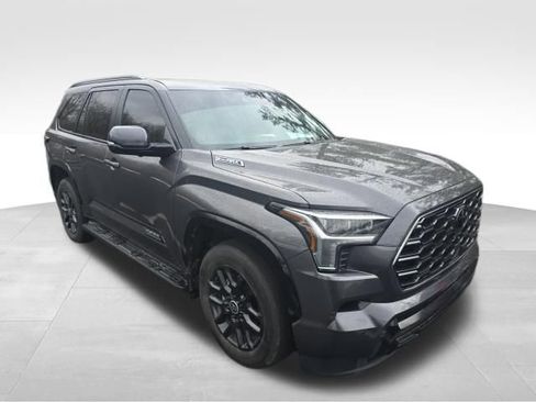 Used 2024 Toyota Sequoia Platinum image 10