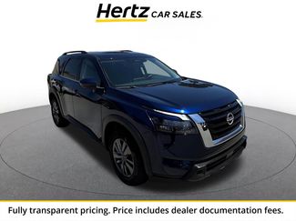 Used 2025 Nissan Pathfinder SV FWD video 1
