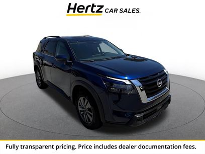 Used 2025 Nissan Pathfinder SV