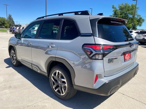 New 2026 Subaru Forester Touring AWD/4WD image 3