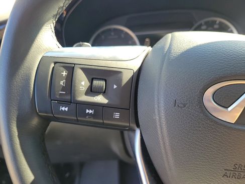 Certified 2025 INFINITI QX60 Pure image 18