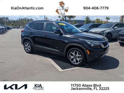 Used 2021 Kia Seltos EX image 1