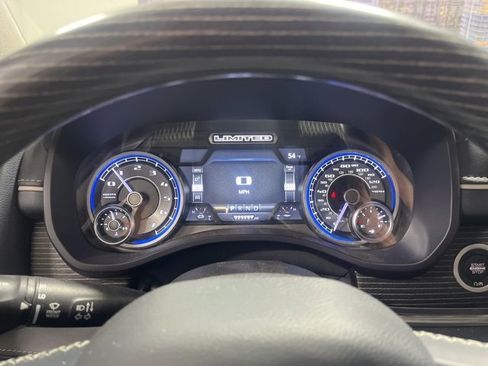 Used 2022 RAM 1500 Limited image 13