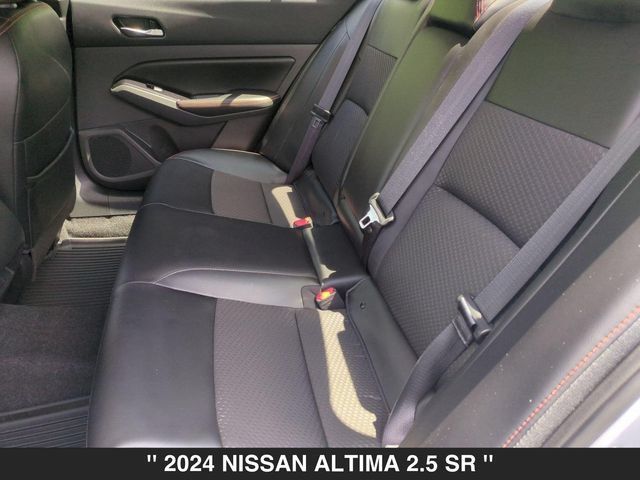 Used 2024 Nissan Altima 2.5 SR AWD/4WD image 27