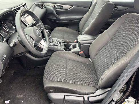 Used 2021 Nissan Rogue Sport S image 5