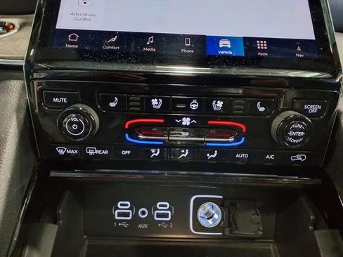 Certified 2024 Jeep Grand Cherokee L Overland w/ Advanced Protech Group III image 23