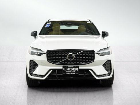 Used 2023 Volvo XC60 B6 Ultimate w/ Climate Package AWD/4WD image 8