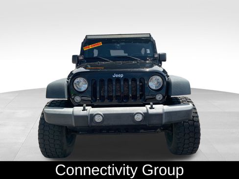 Used 2017 Jeep Wrangler Unlimited Sport w/ Quick Order Package 24S AWD/4WD image 2