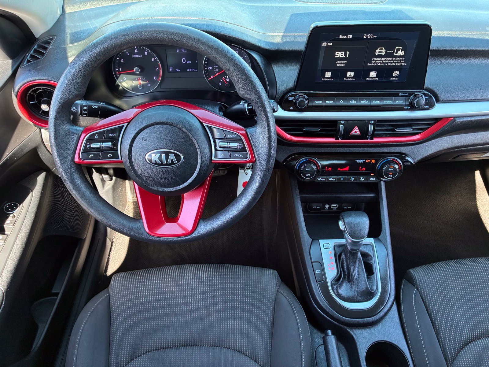 Used 2019 Kia Forte LXS FWD image 17