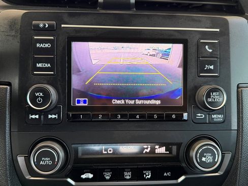 Used 2018 Honda Civic Sport image 12