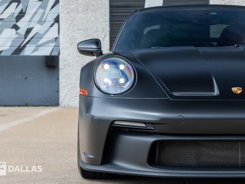 Used 2022 Porsche 911 GT3 RWD image 4