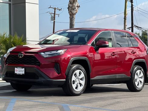 Used 2024 Toyota RAV4 LE image 10