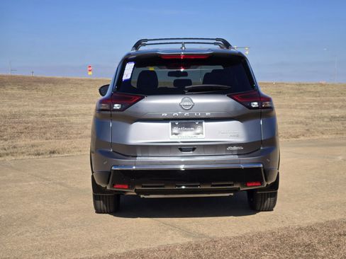 New 2026 Nissan Rogue Platinum w/ Platinum Premium Package image 8