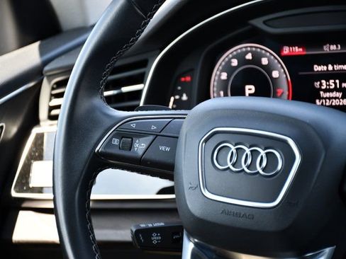 Used 2022 Audi Q8 Premium Plus w/ Premium Plus Package AWD/4WD image 27