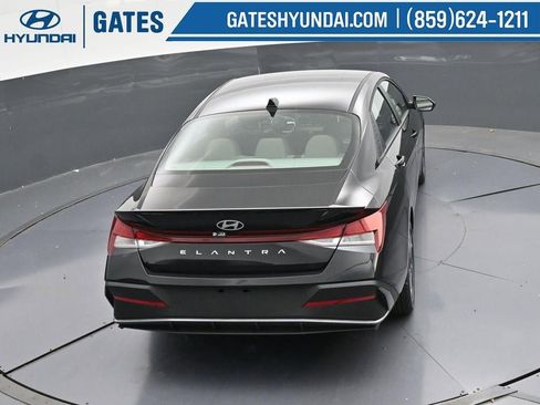 New 2025 Hyundai Elantra Sport image 39