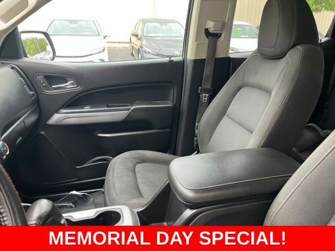 Used 2020 Chevrolet Colorado LT RWD image 10