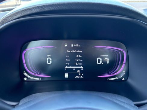 Used 2025 Kia Soul LX w/ LX Technology Package FWD image 40