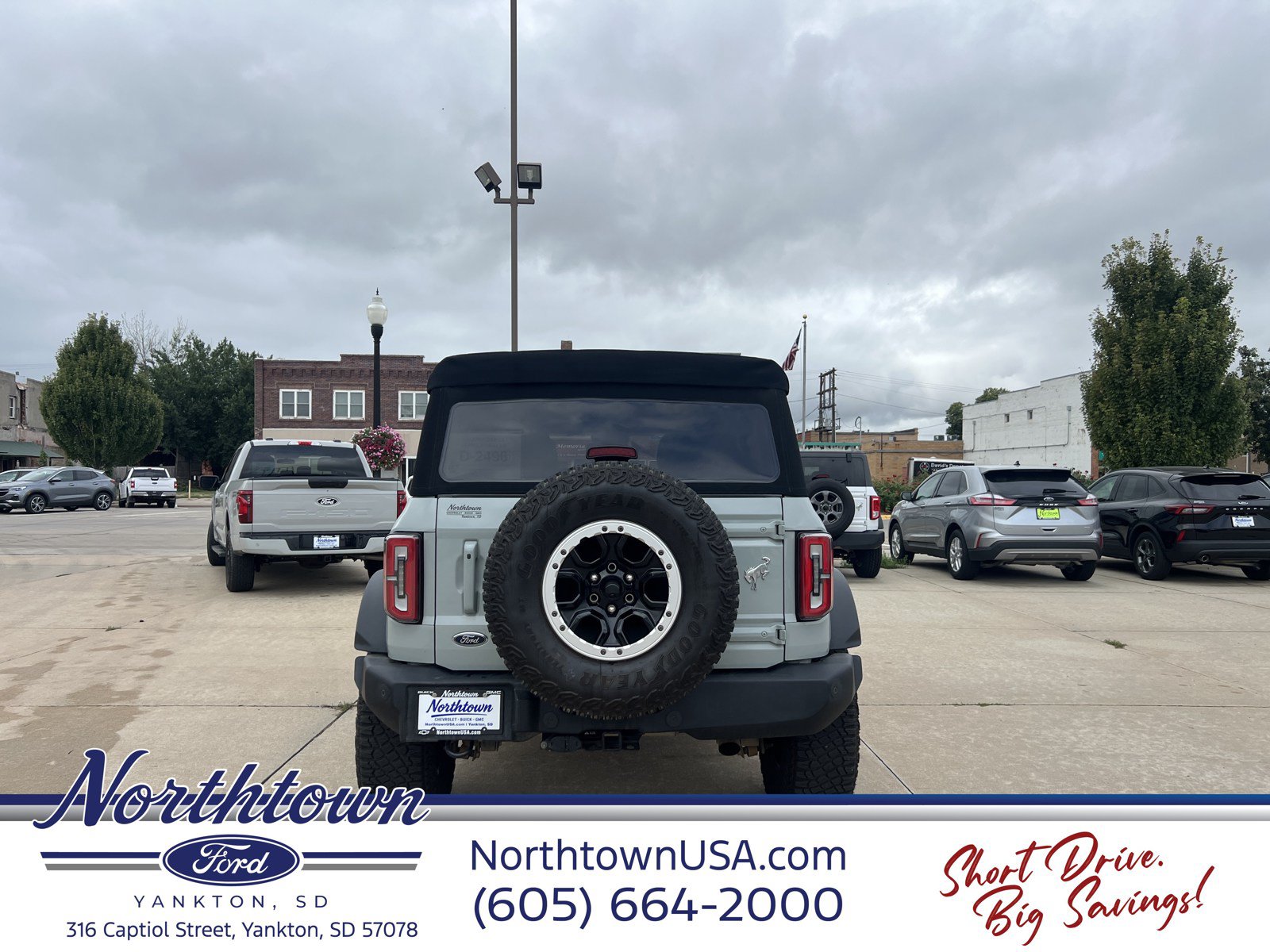 Used 2021 Ford Bronco Outer Banks w/ Sasquatch Package AWD/4WD image 6