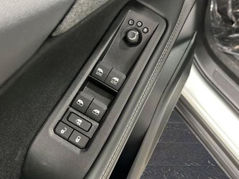 New 2026 Jeep Cherokee Laredo AWD/4WD image 21