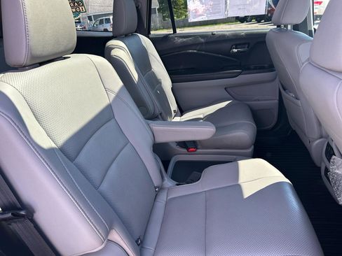 Used 2016 Honda Pilot Elite image 30