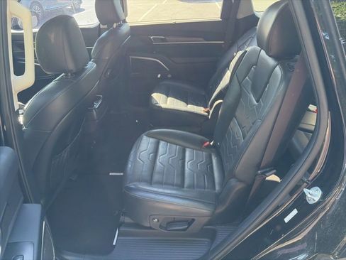 Used 2020 Kia Telluride SX w/ SX Prestige Package AWD/4WD image 20