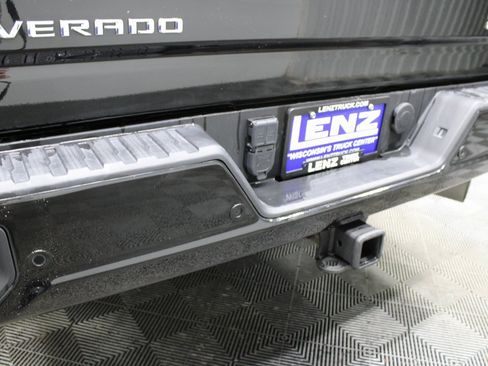 Used 2024 Chevrolet Silverado 2500 High Country image 46