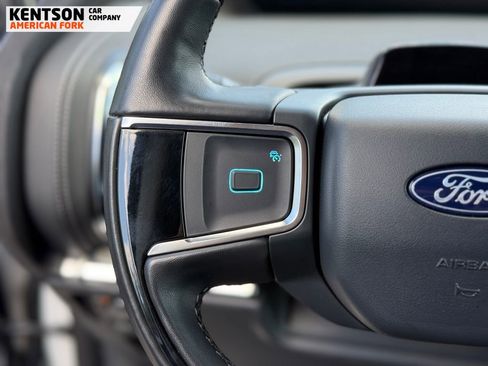 Used 2025 Ford Expedition Max Platinum AWD/4WD image 19