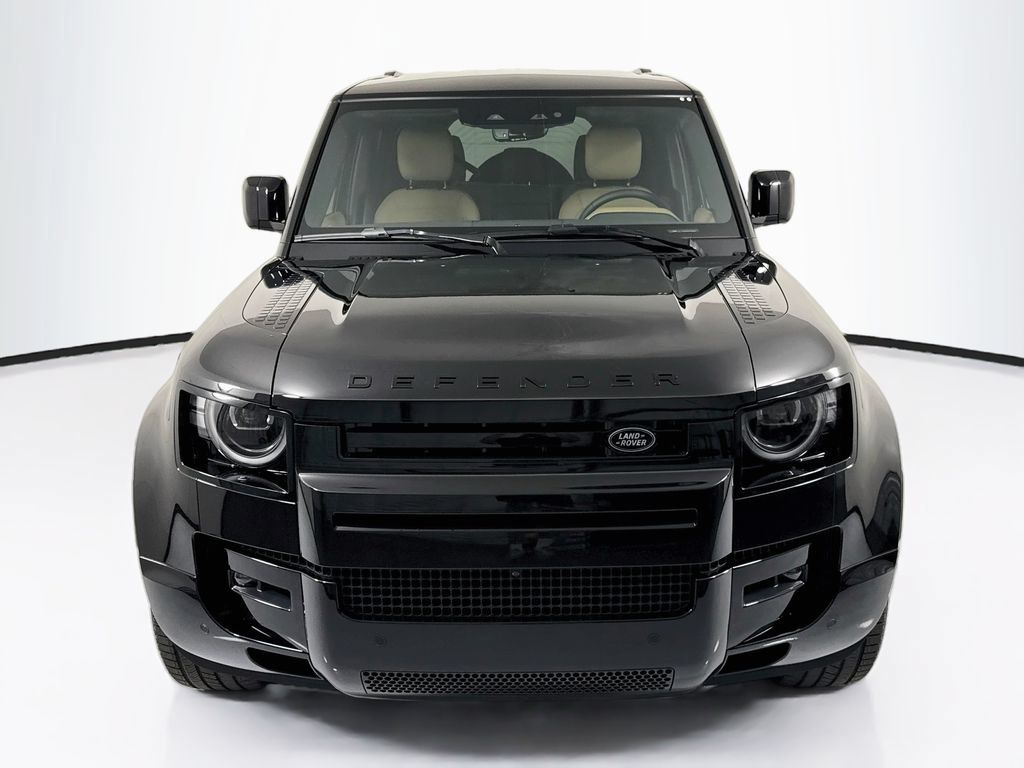 New 2026 Land Rover Defender 110 X-Dynamic SE AWD/4WD image 2