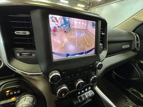 Used 2019 RAM 1500 Laramie AWD/4WD image 21