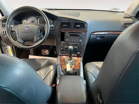 Used 2014 Toyota RAV4 XLE image 8