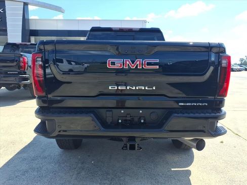 Used 2024 GMC Sierra 2500 Denali w/ Denali Reserve Package image 6