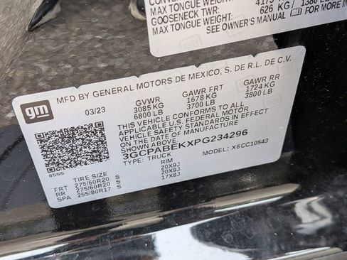 Used 2023 Chevrolet Silverado 1500 Custom image 32