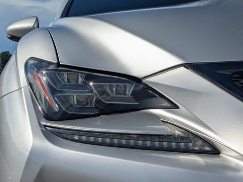 Used 2015 Lexus RC F w/ Performance Package RWD image 9