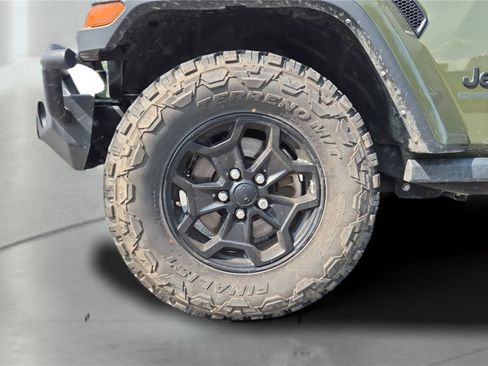 Used 2022 Jeep Gladiator Sport AWD/4WD image 22
