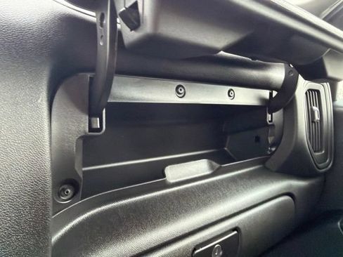Used 2023 Chevrolet Silverado 1500 Custom AWD/4WD image 35