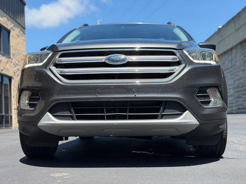 Used 2017 Ford Escape SE w/ Equipment Group 201A FWD image 43