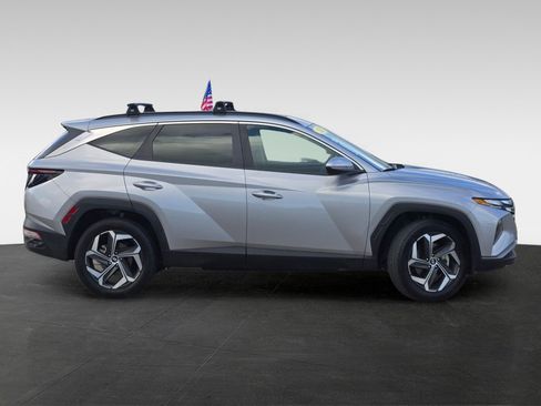 Used 2023 Hyundai Tucson SEL w/ Convenience Package image 2