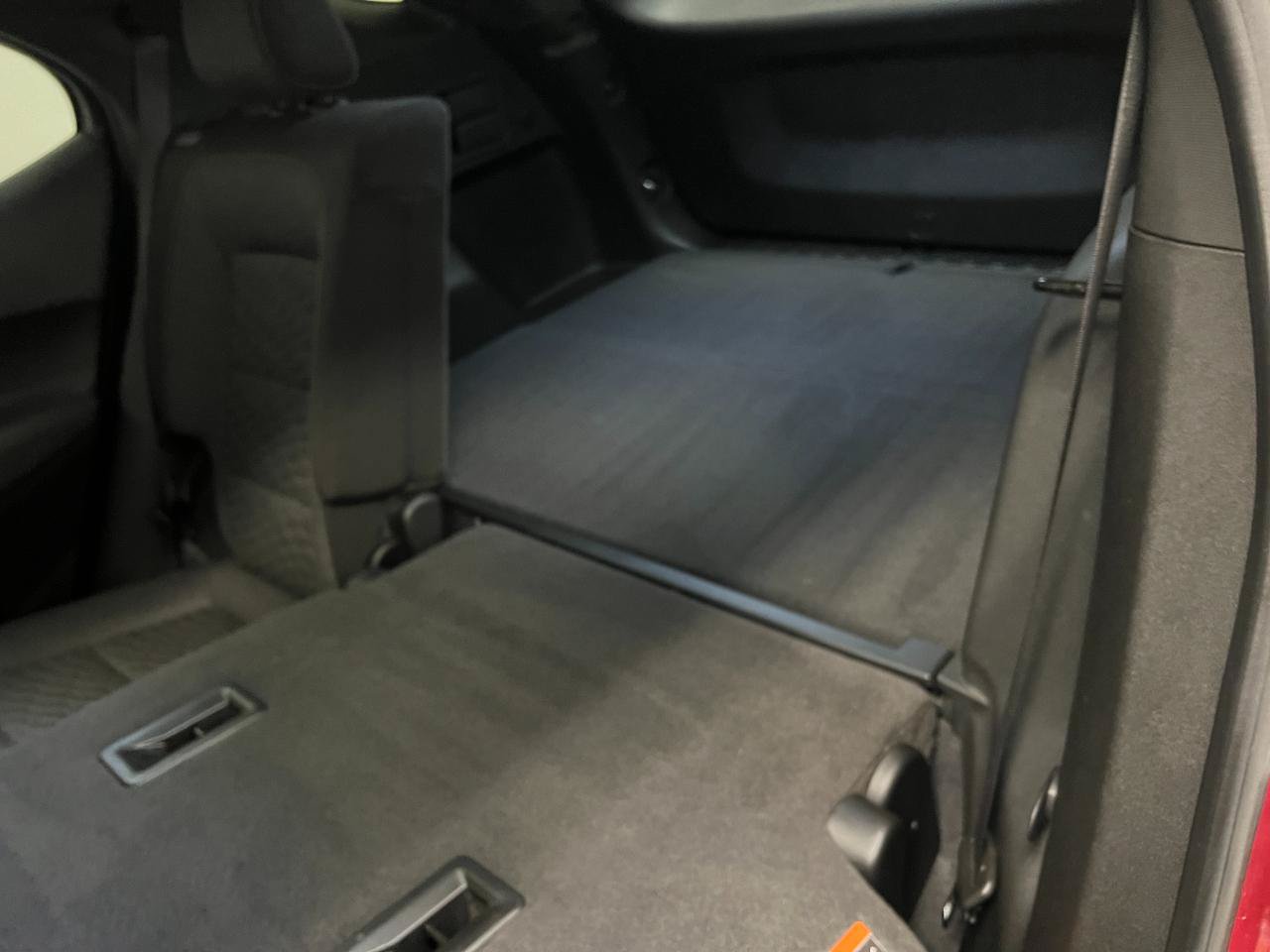 Used 2021 Chevrolet Equinox LT FWD image 31