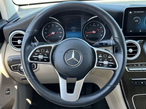 Used 2021 Mercedes-Benz GLC 300 image 11