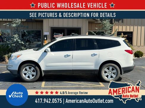 Used 2012 Chevrolet Traverse LT image 17
