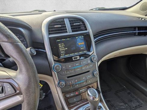 Used 2013 Chevrolet Malibu LT w/ Power Convenience Package FWD image 14