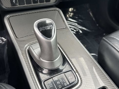 Used 2022 Mitsubishi Outlander GT AWD/4WD image 23