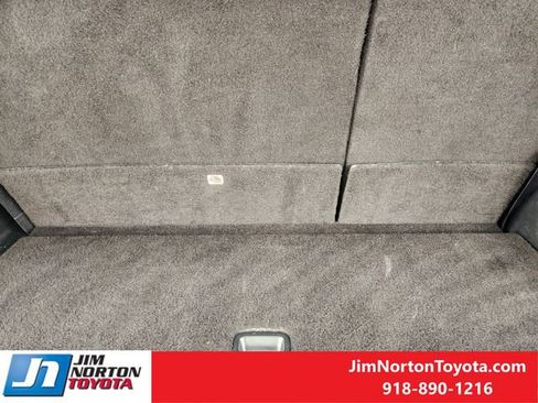 Used 2017 Lincoln Navigator Select image 33