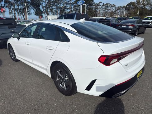 Used 2023 Kia K5 LXS image 2