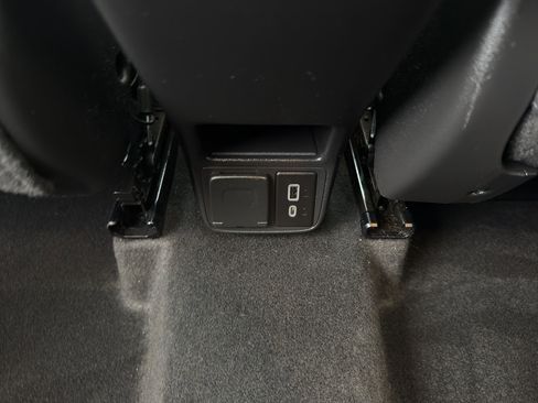 Used 2022 Chevrolet TrailBlazer RS w/ Sun and Liftgate Package image 33