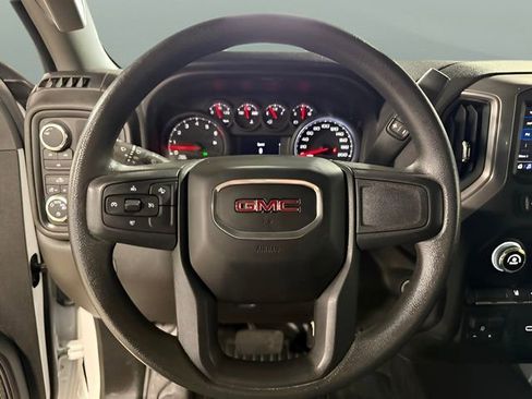 Used 2024 GMC Sierra 2500 Pro w/ Convenience Package image 12