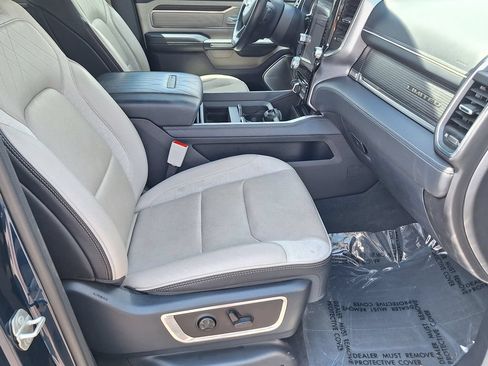 Used 2024 RAM 1500 Limited AWD/4WD image 30